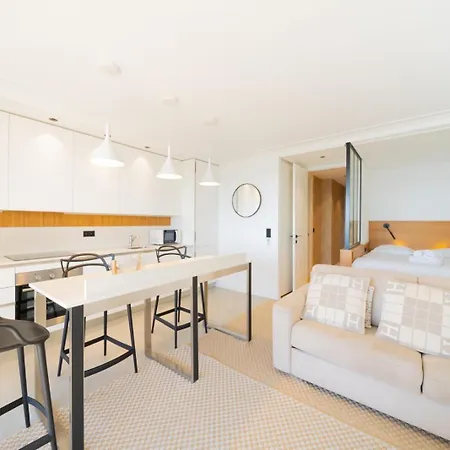 Center Bay Luxueux Avec Vue 6 Eme Etage *