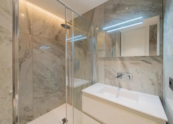 Center Bay Luxueux Avec Vue 6 Eme Etage