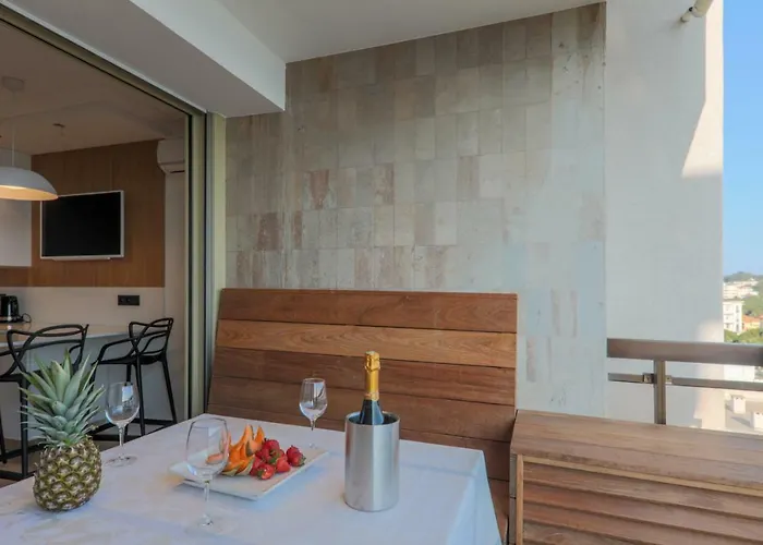 Apartmán Center Bay Luxueux Avec Vue 6 Eme Etage